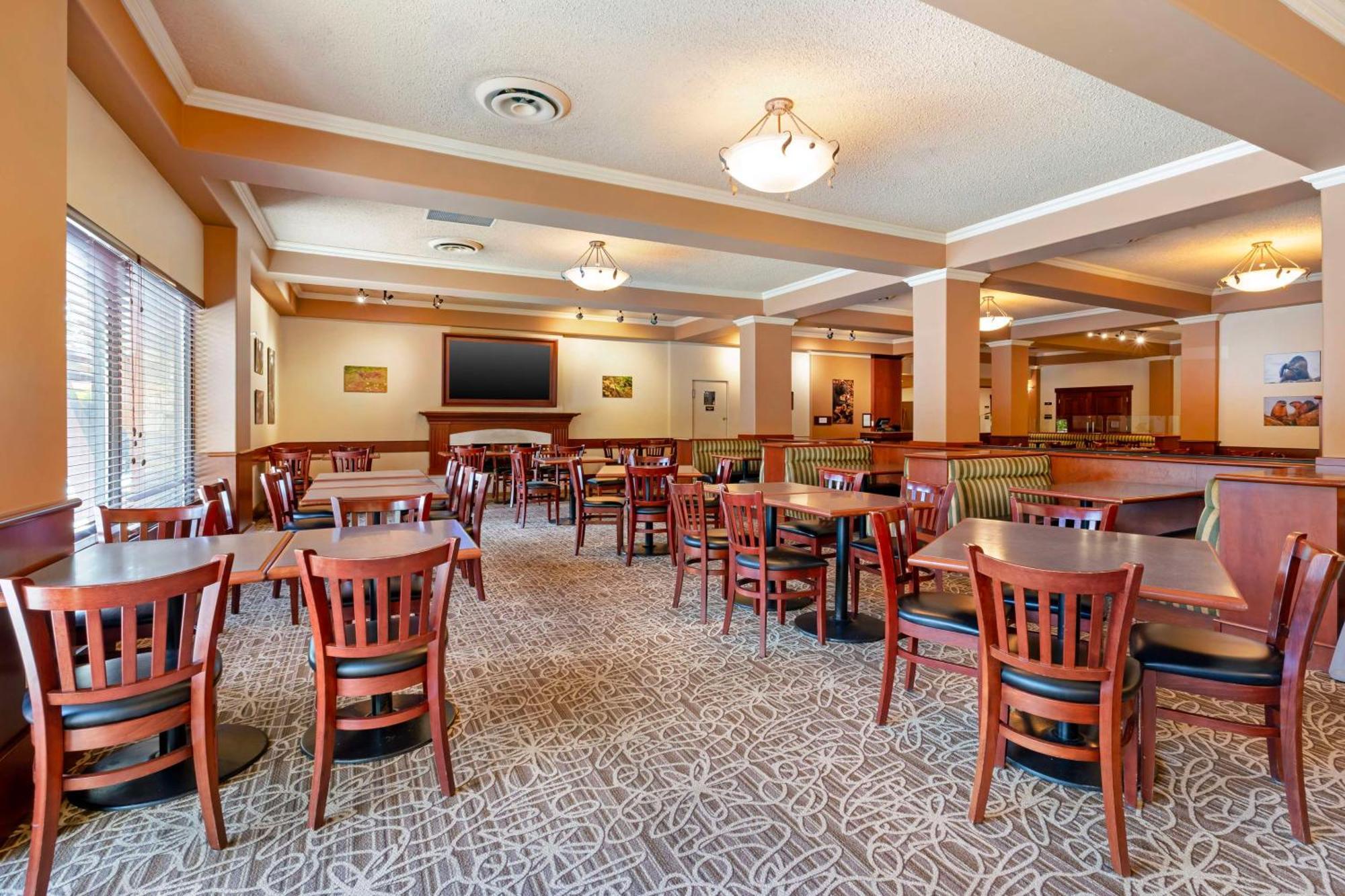 Best Western Plus Barclay Hotel Port Alberni Eksteriør bilde